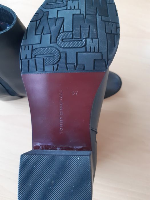 Оригинални Tommy Hilfiger, Ecco