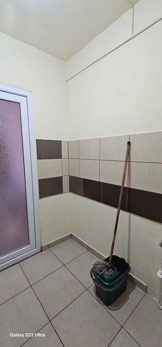 Garsoniera navodari c4 etaj 2