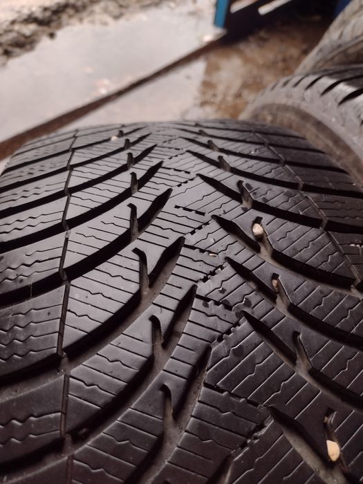 Michelin A4 2бр.225/50/16 дот3612