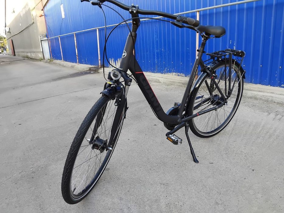 Vând bicicleta Giant din aluminiu