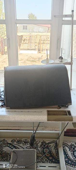 Tikuv mashinalari sotiladi