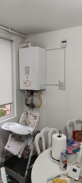 Vând centrala termica saunier duval