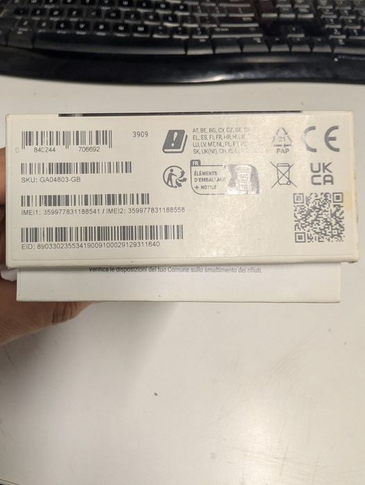 Google Pixel 8 128 G garanție până în februarie 2026