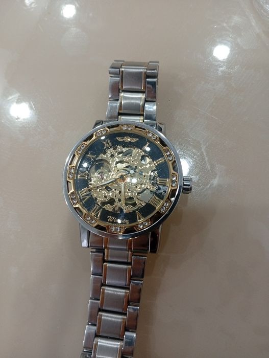 Часы механические