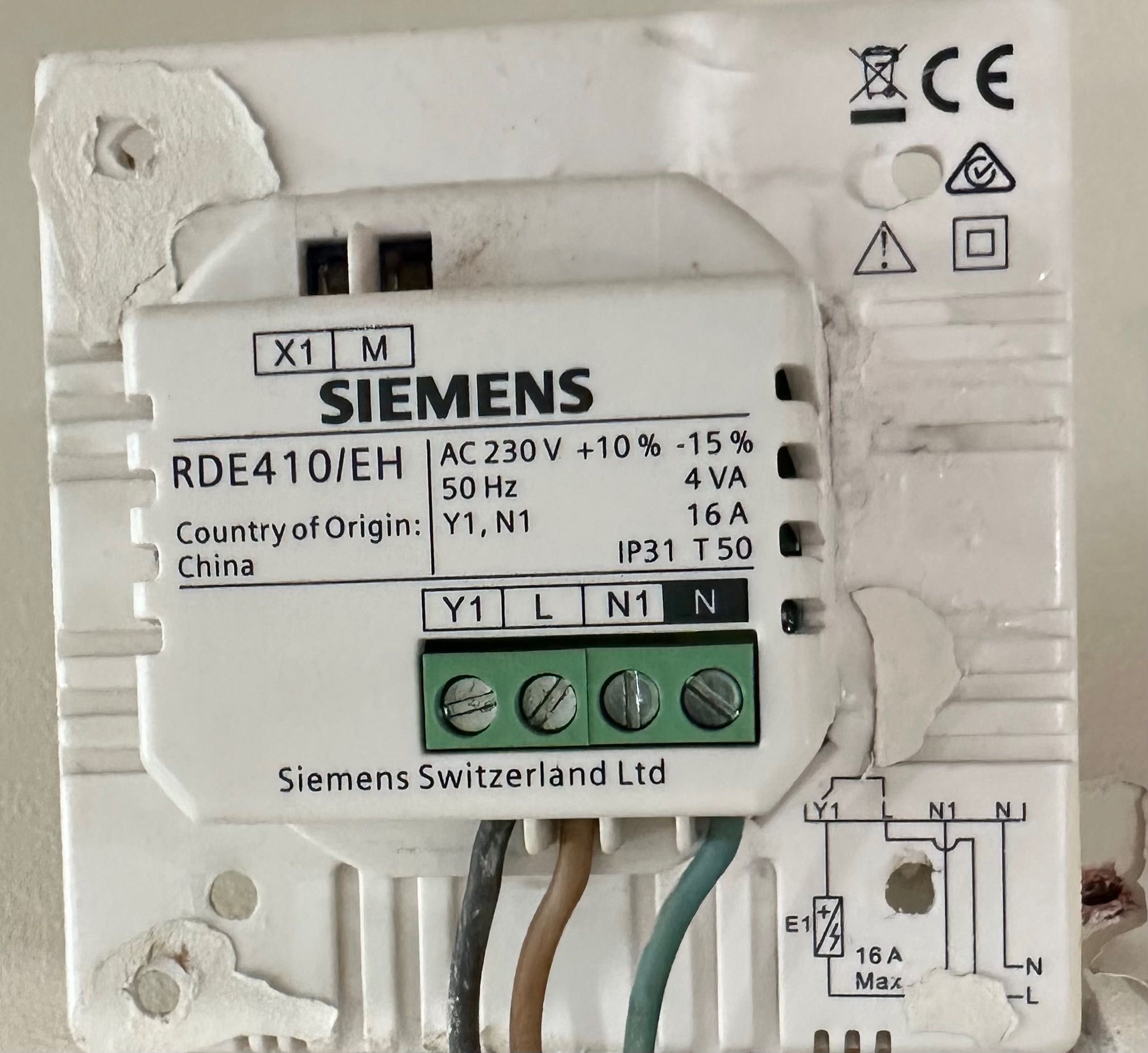 Стенен датчик за подово Siemens RDE410/EH