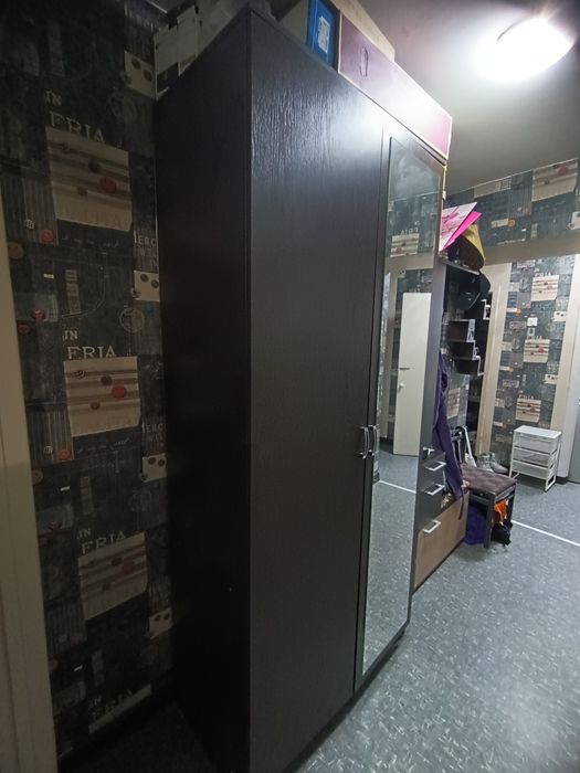 Шкаф для одежды в отличном состоянии