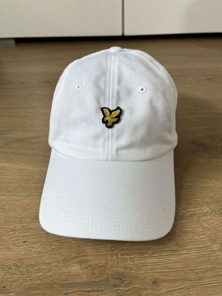 Reebok,Nike,Lyle&Scott шапки