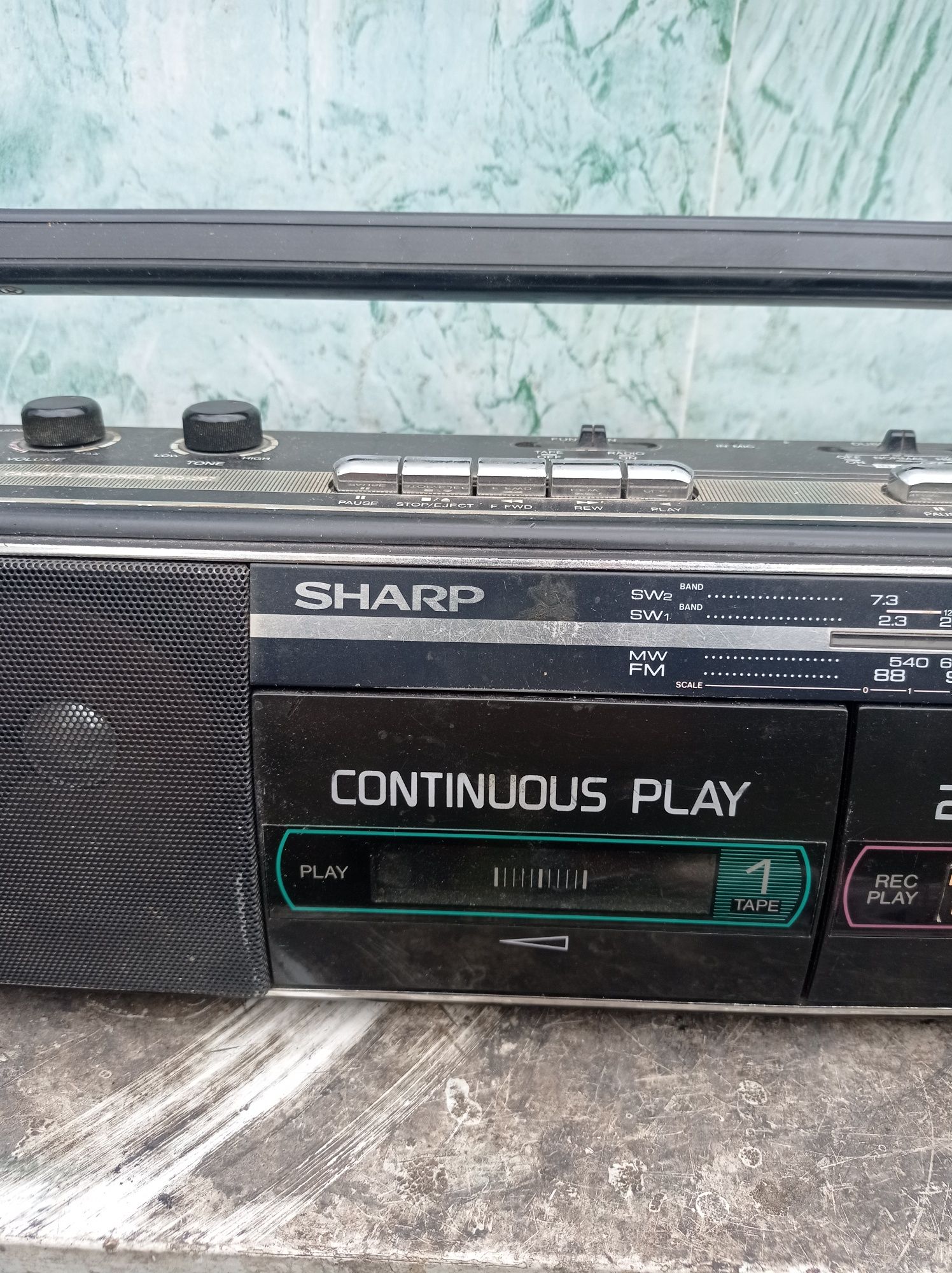 Двух кассетный магнитофон,SHARP