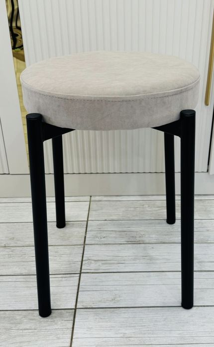 Табуретка для кухни