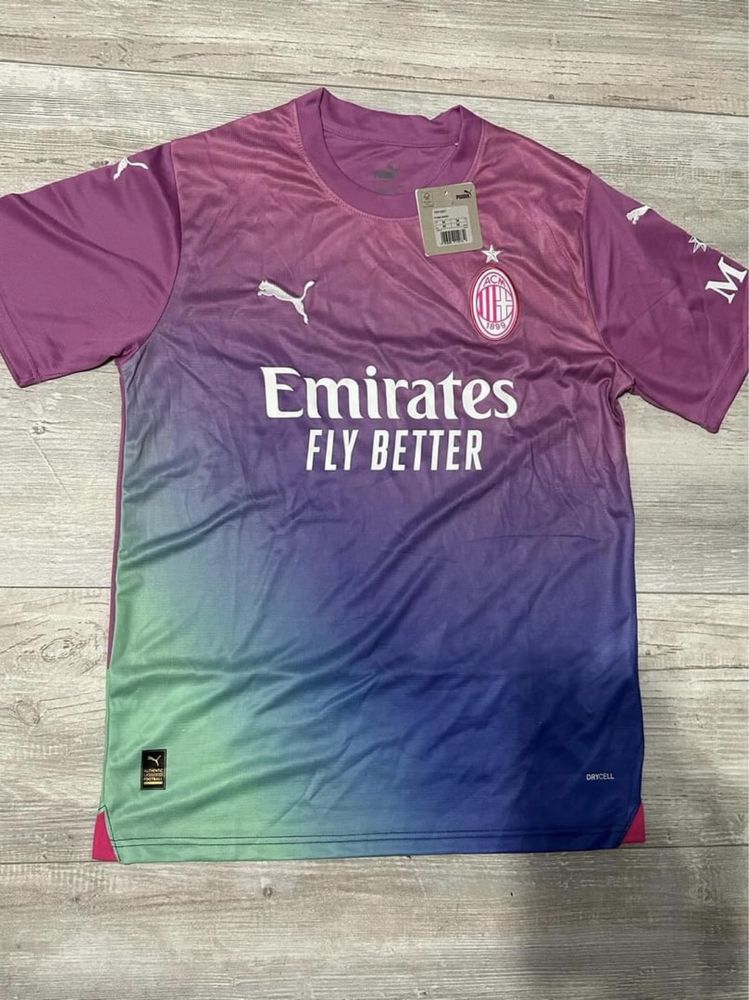 AC Milan jersey размер-M