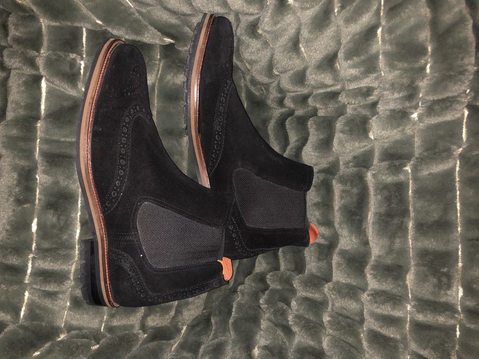 Ghete barbatesti ,piele,negre,noi White  Stuff