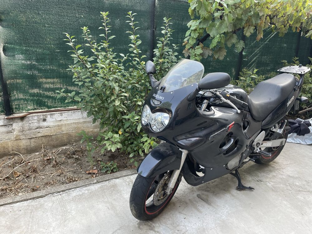 Suzuki Katana 750