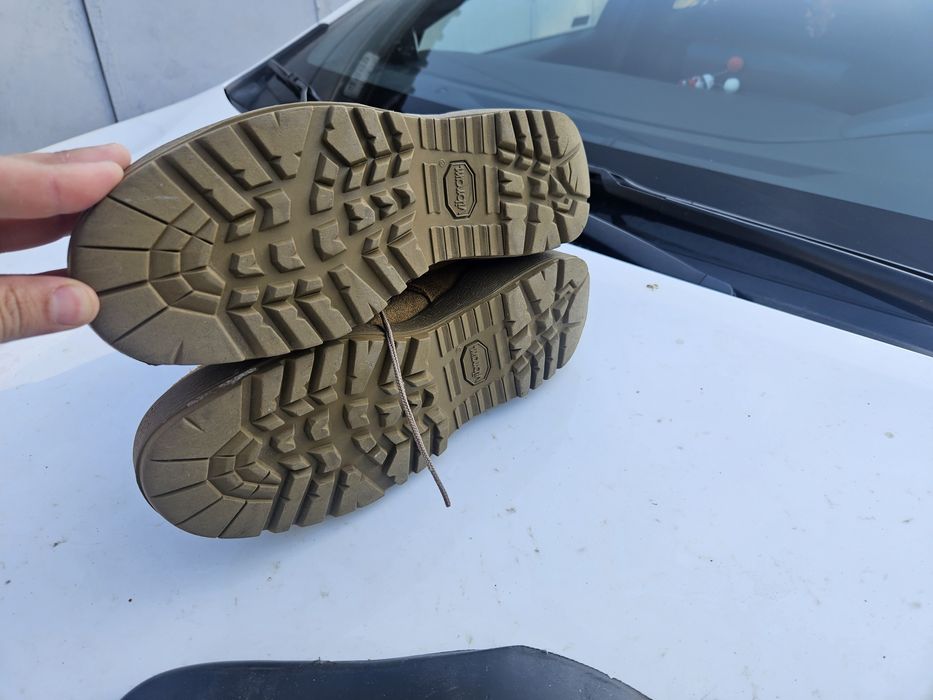 Bocanci desert vara mcrae 41