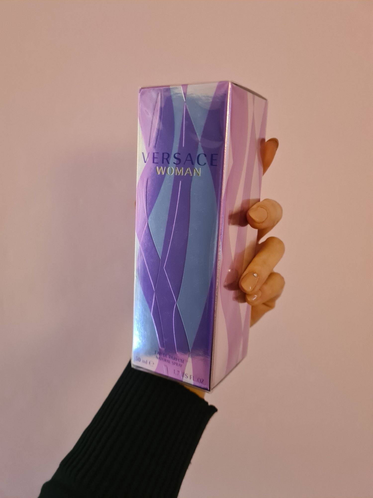 Оригинален дамски парфюм на Versace