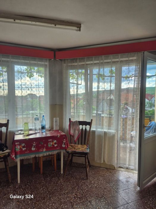 Apartament in bloc R5 etaj 2 Alesd 4 camere