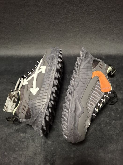 Off white odsy 1000 .  40 , 41 , 42