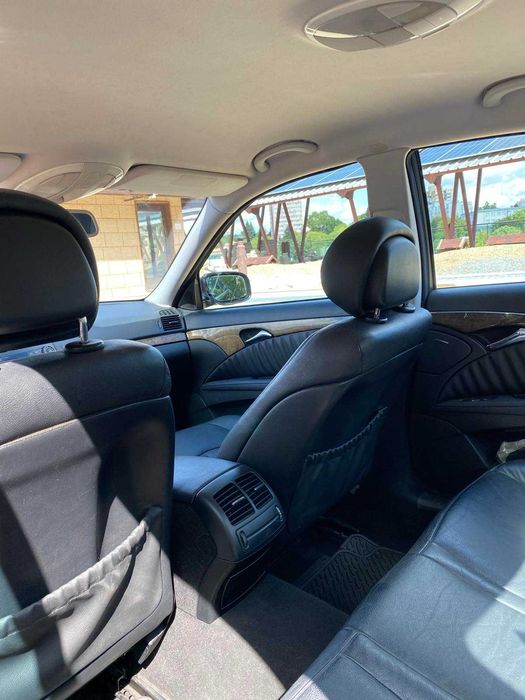 Mercedes-Benz E200 Kompressor