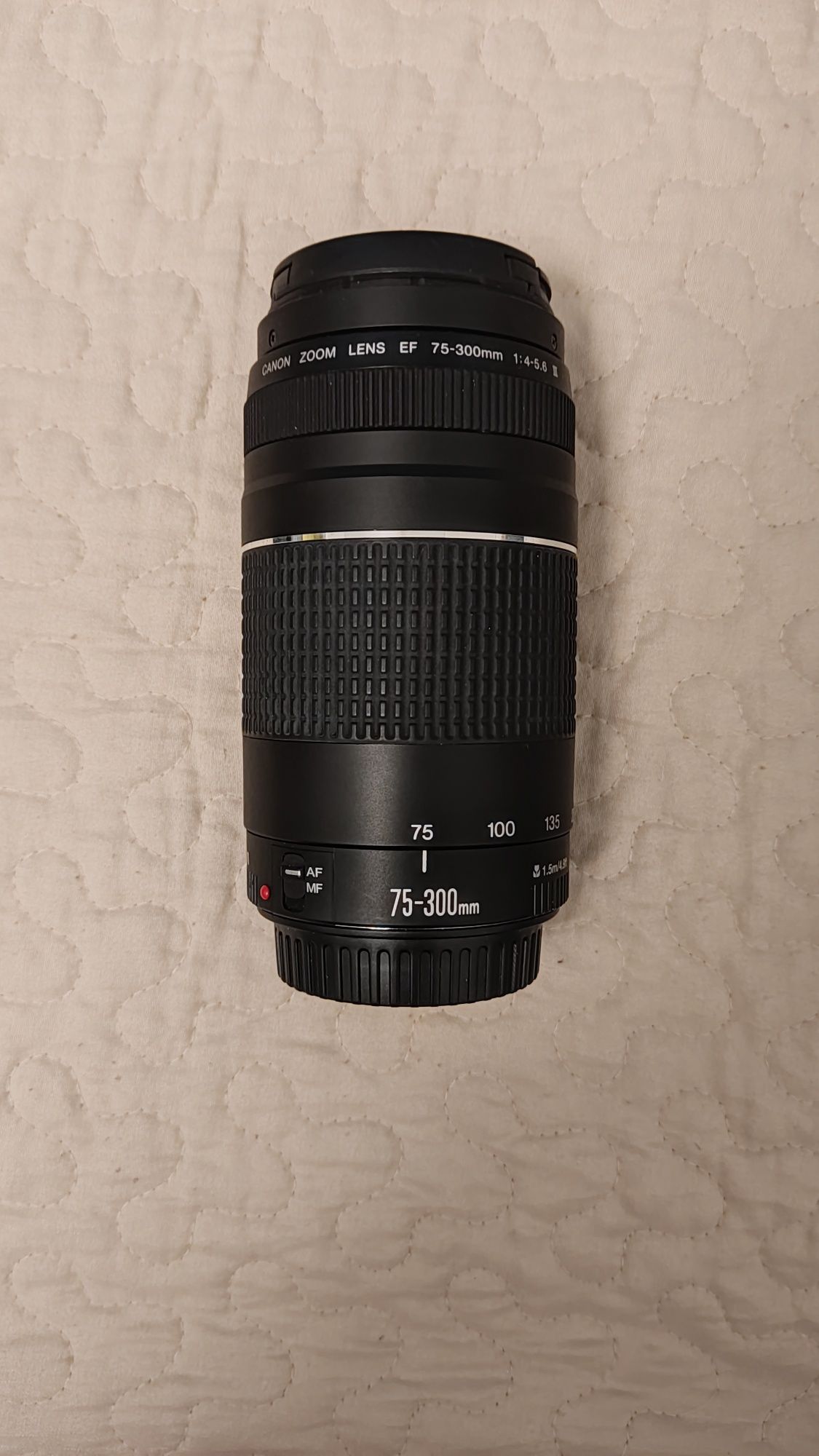 Пълен Фотосет Canon EOS 1300D + 2 обектива + Connect Station + статив