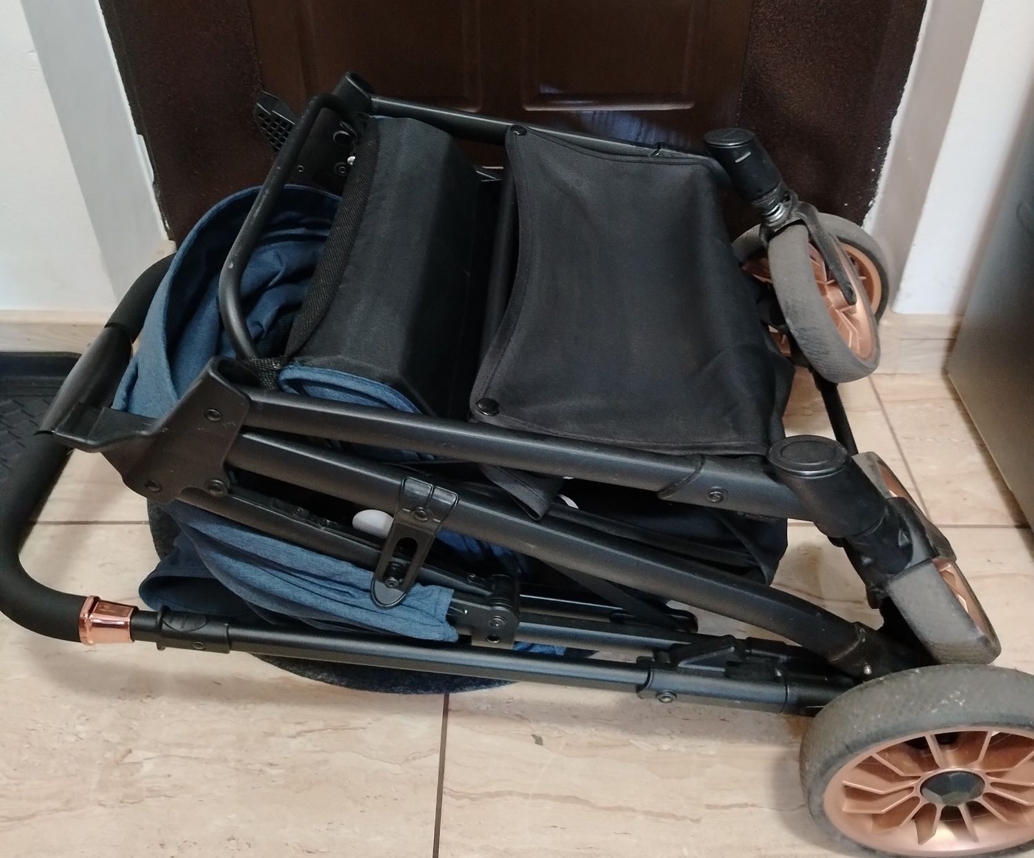 Carucior sport pliabil