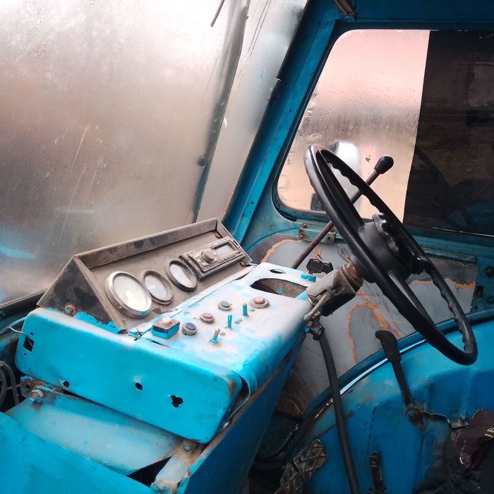 Mtz 80 xolati yaxshi sotiladi ishlashga tayyor