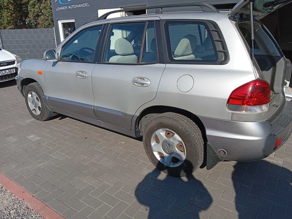 Хюндай Санта Фе 2.4i,2006 с газ,докаран от Германия