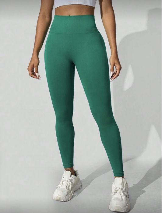 Спортни дамски клинове