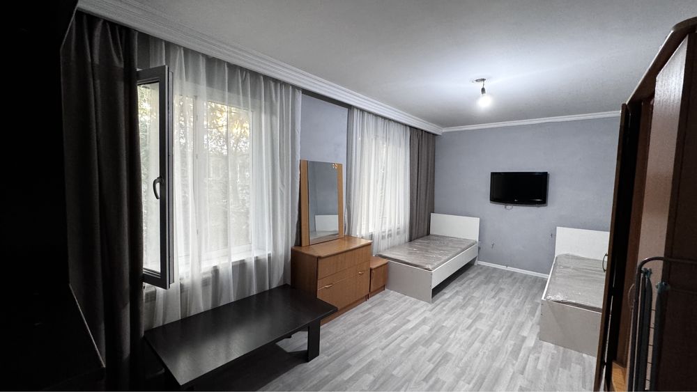 Срочно сдается комната на подселение двум парням