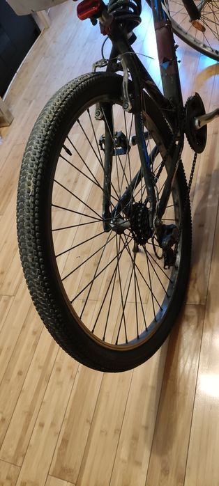 Vând bicicleta pentru piese