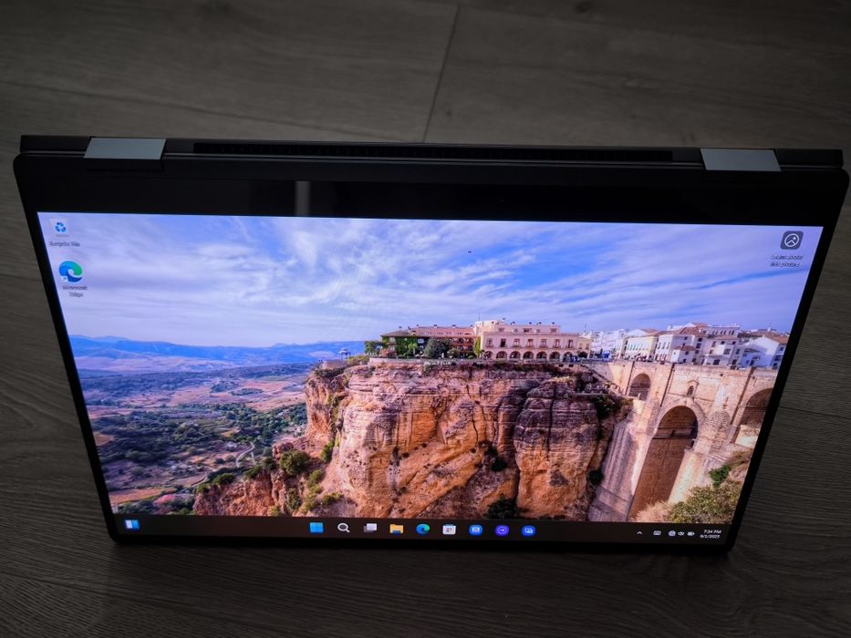 Laptop Samsung Galaxy Book 3 360 –Intel Core i7 -12 Core cu Touchs