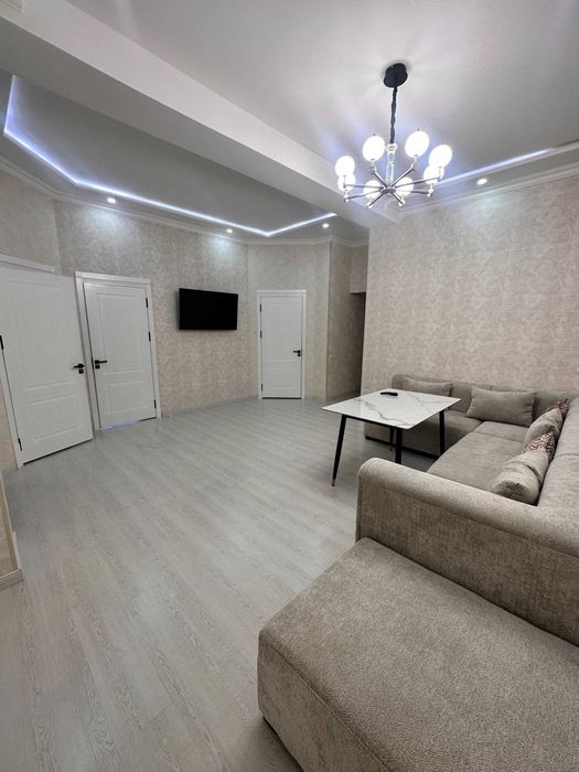 Новостройка , 3/4/6, Ориентир: ул Тимур Малика 78м2 евроремонт !!