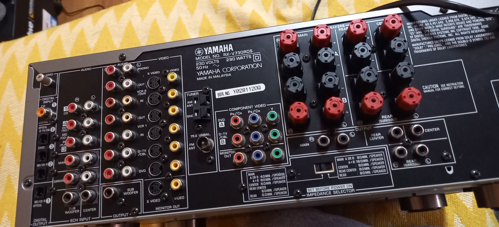 Amplituner Yamaha RX V 730