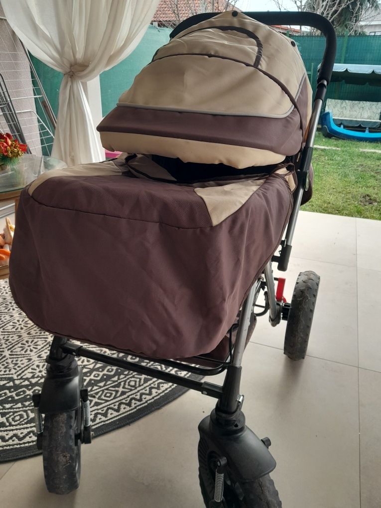 Carut bebe reversibil, pliabil, impecabil!
