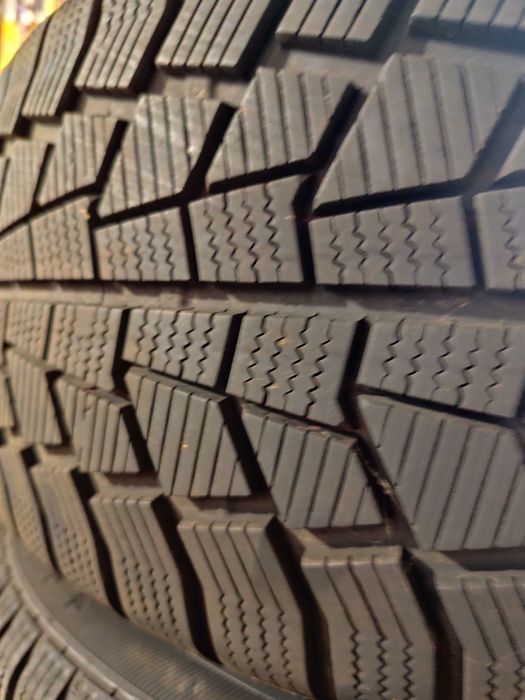 Anvelope 245/45 R19
