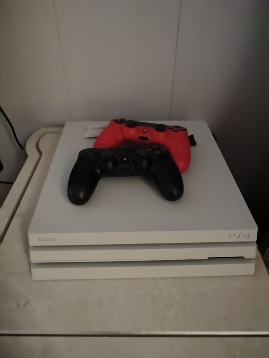 PlayStation 4 Pro 1TR