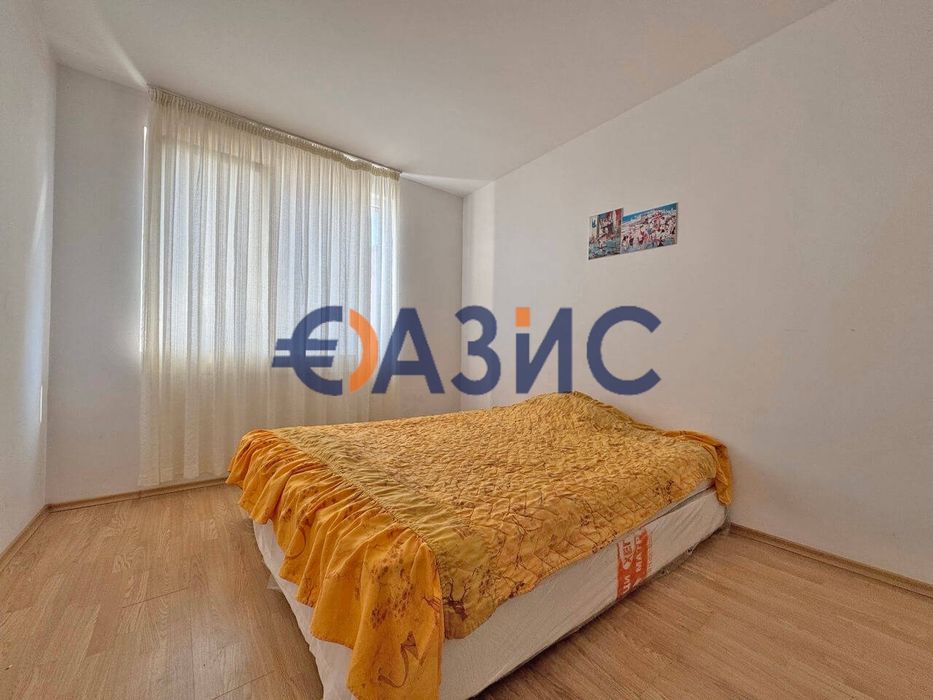 Продава се Тристаен апартамент в к.к. Слънчев бряг - 96 кв.м за 1011 €/кв.м - Снимка #8