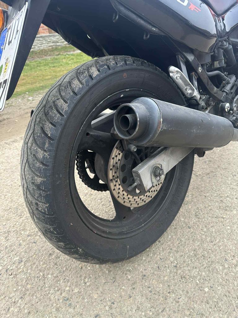 Vând  Suzuki GSX 600
