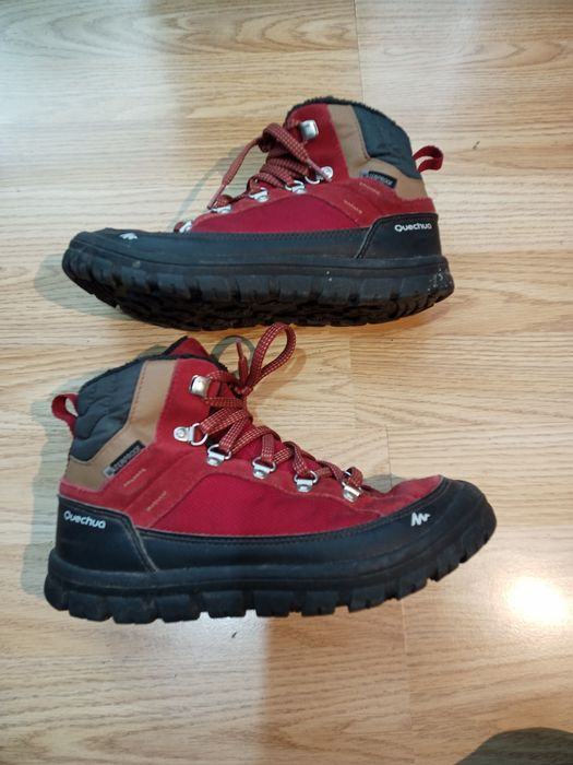 Bocanci de munte Quechua Decathlon nr 35