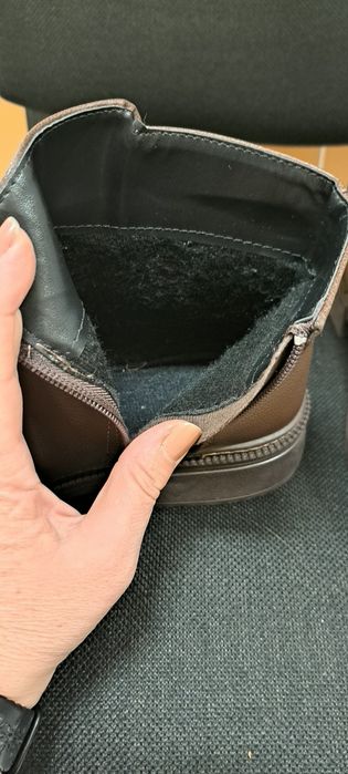 Тъмно кафяви боти!