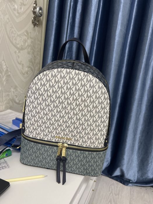 Рюкзак сумка продаётся