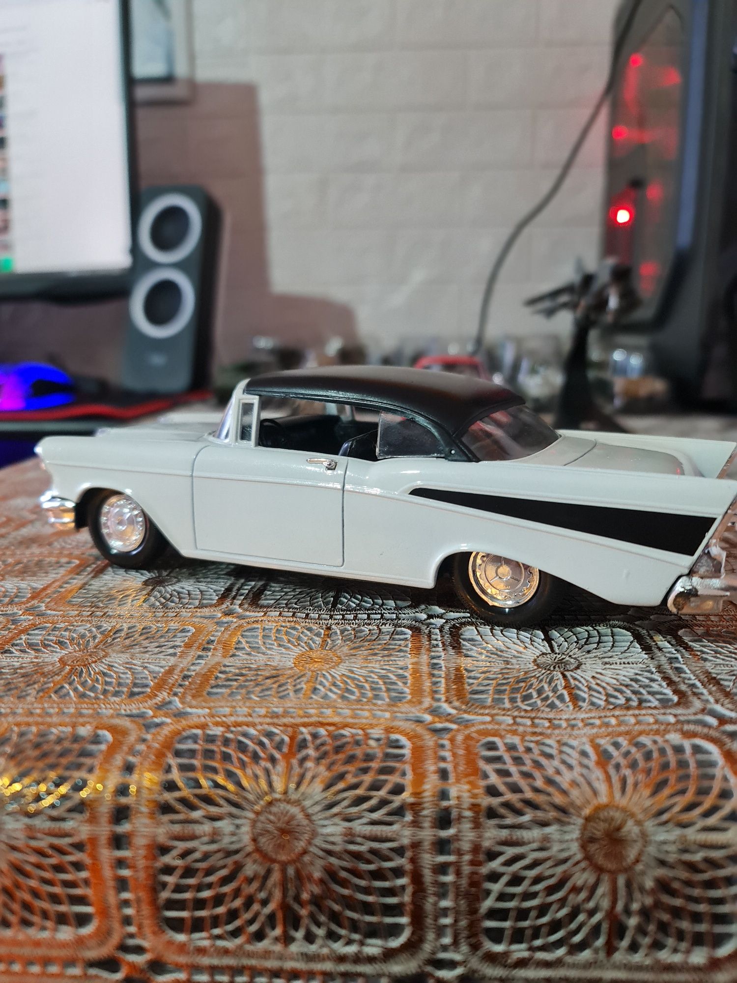 Vând macheta chevrolet bel air