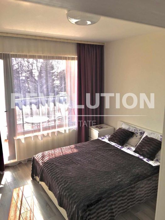 Двустаен апартамент в района на Ален мак!