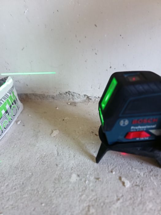 Laser Bosch GCL 2-15 g profesional lini verzi