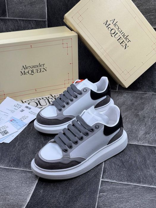 Adidasi Alexander Mcqueen noi !!! Marimi 40/44 !!!