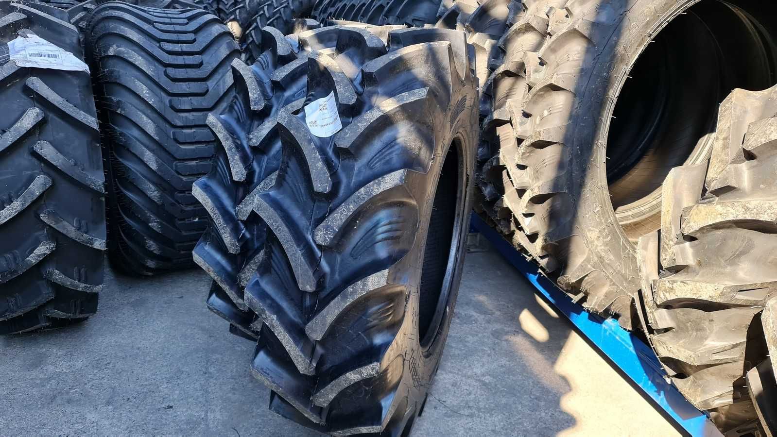 Cauciucuri radiale 340/85R24 OZKA anvelope noi 13.6R24 tractor fata