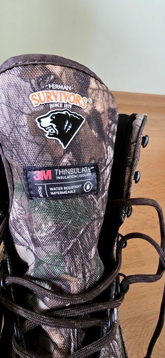 Продавам два чифта зимни боти олекотени.