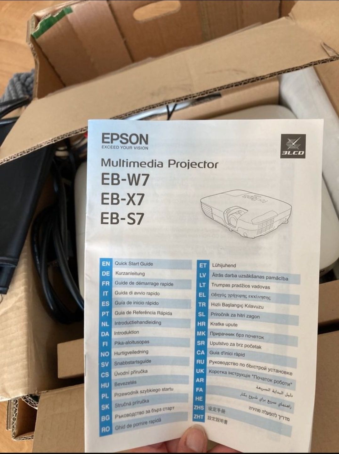 Proiector Epson Eb x7