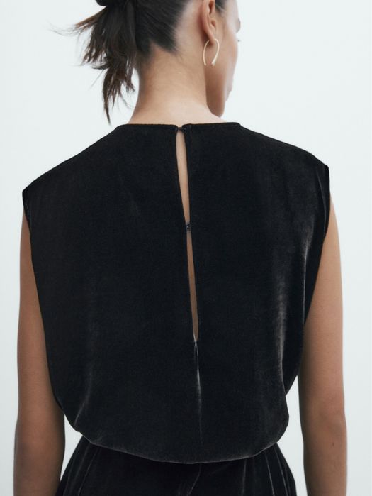 Rochie Massimo Dutti din catifea neagra