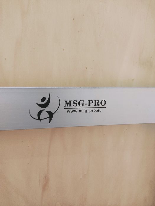 Масажна кушетка с всички аксесоари