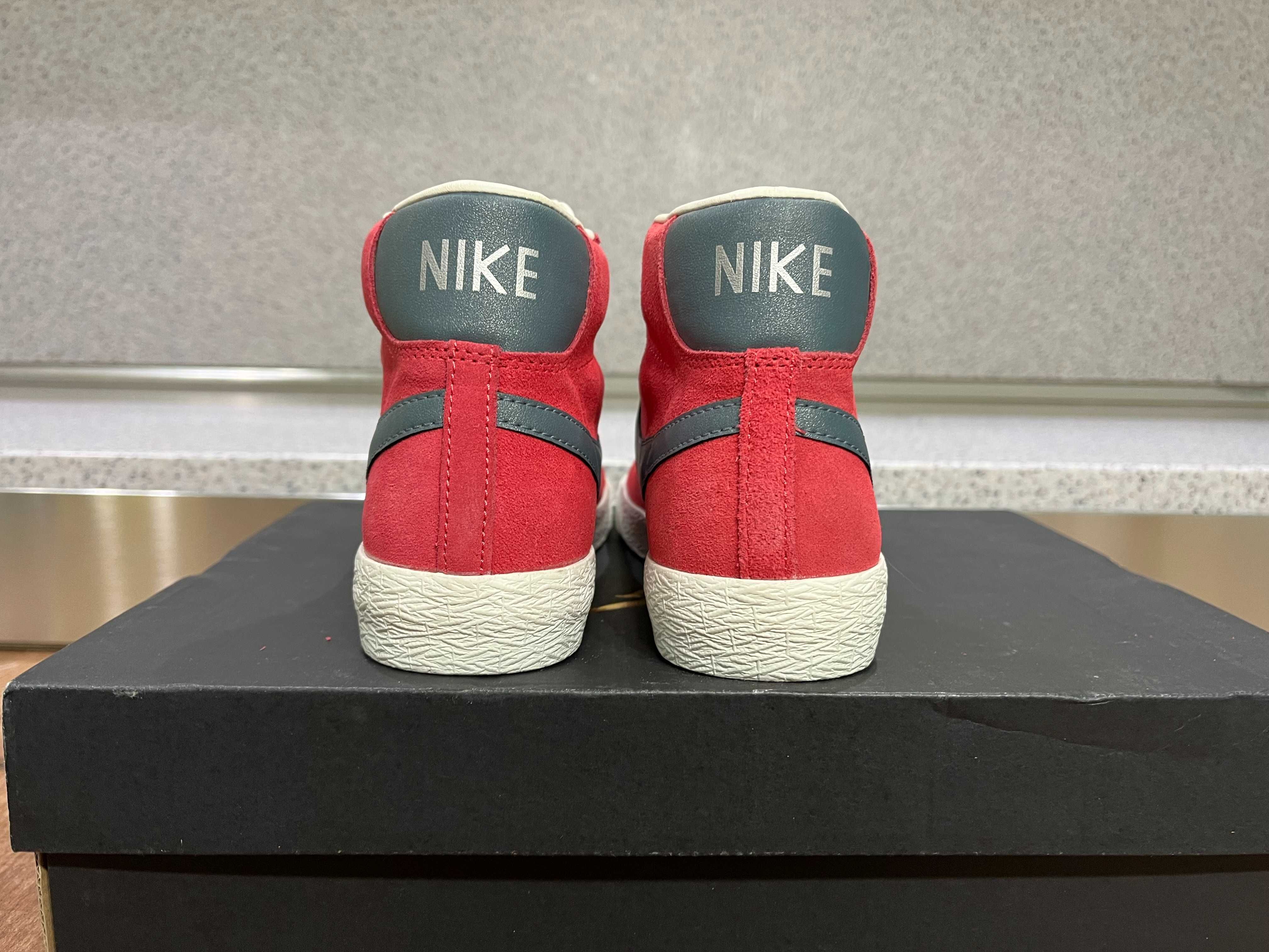 ОРИГИНАЛНИ *** Nike Blazer Mid Vintige Suede /SpeedRed/Grey