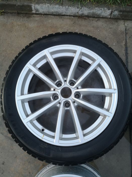 Set jante bmw g20 g21 g22 pe 17 ideal pentru anvelopele de iarna